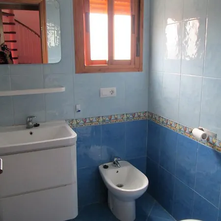 Y Aticos Zahara Apartament *