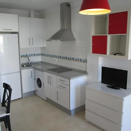Y Aticos Zahara Apartament