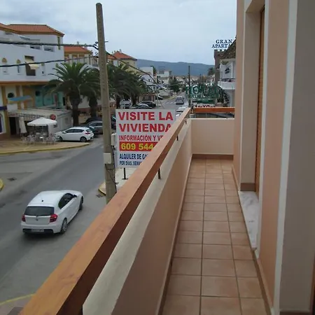 Y áticos Zahara * Zahara de los Atunes