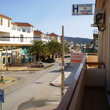 Y áticos Zahara * Zahara de los Atunes